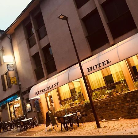 Hotel Restaurant L'Agapanthe Pont-de-Salars Buitenkant foto
